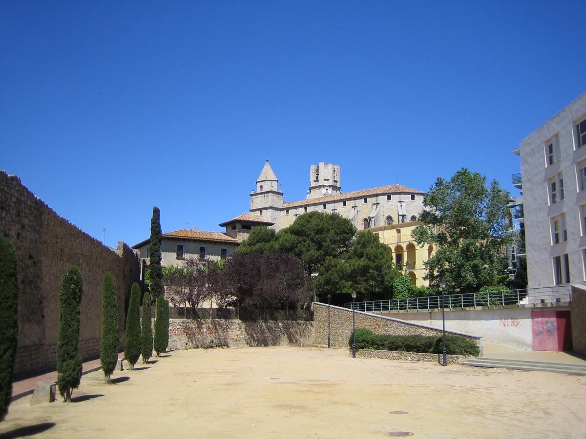L'Encant Torroella De Montgri Exterior photo